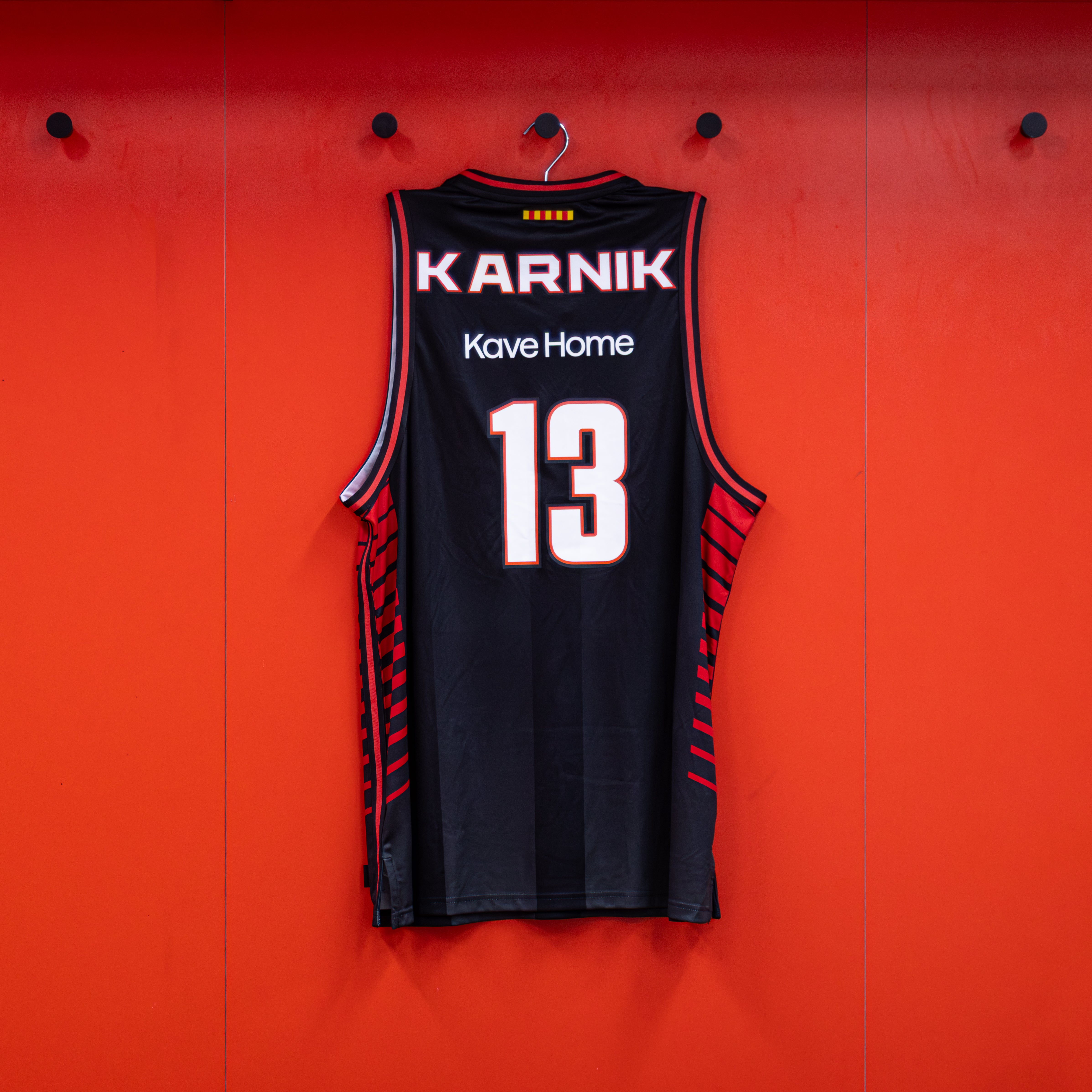 Samarreta "Match Used" i Firmada Segona Equipació James Karnik