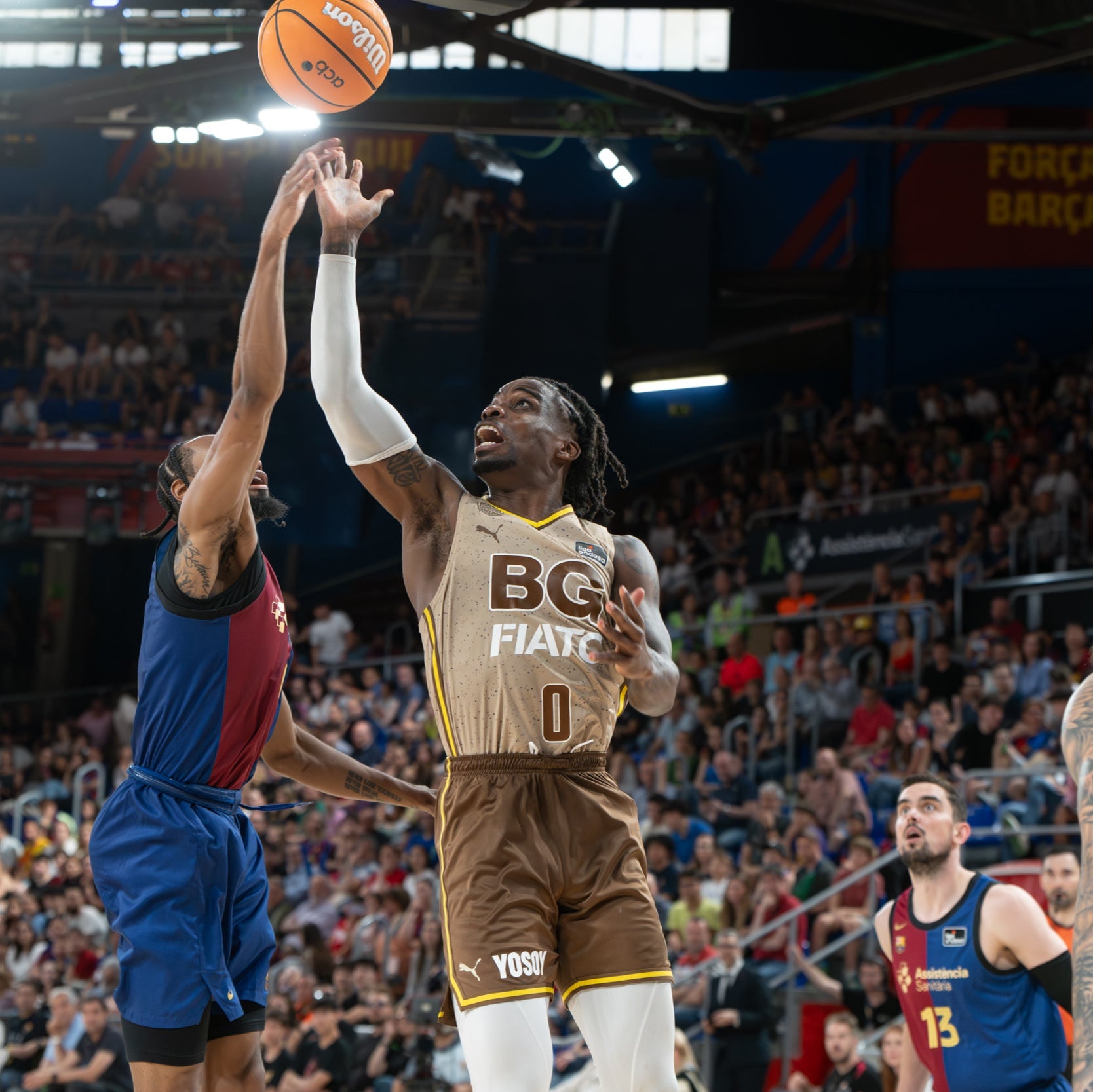 Samarreta Firmada: Ike Iroegbu Temporada 2024-2025